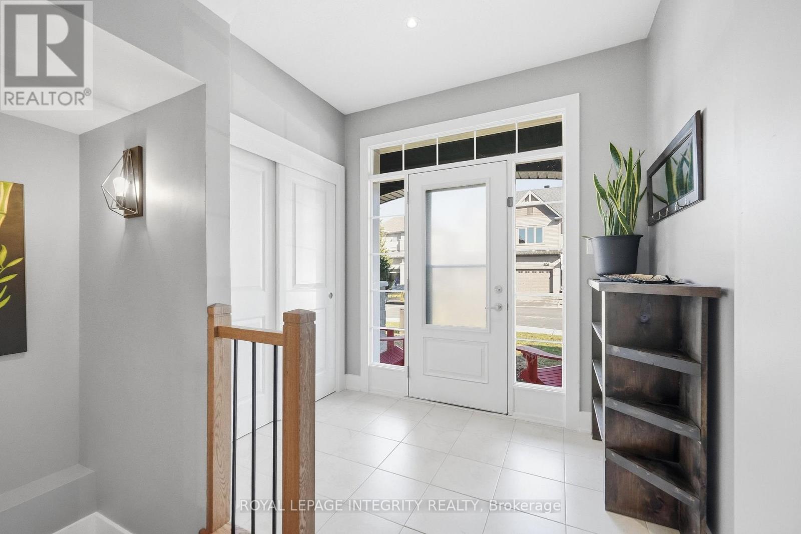 525 YELLOW BIRCH STREET, Ottawa, Ontario, K1W0J3 — Photo 3