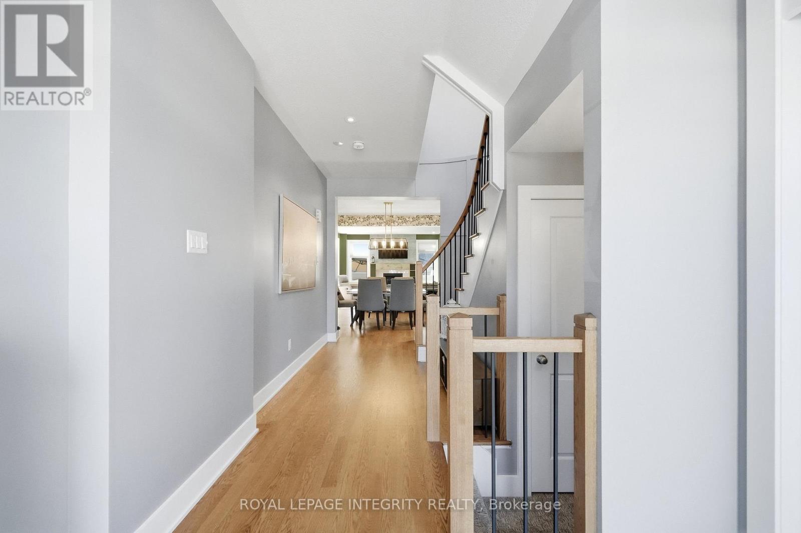 525 YELLOW BIRCH STREET, Ottawa, Ontario, K1W0J3 — Photo 4