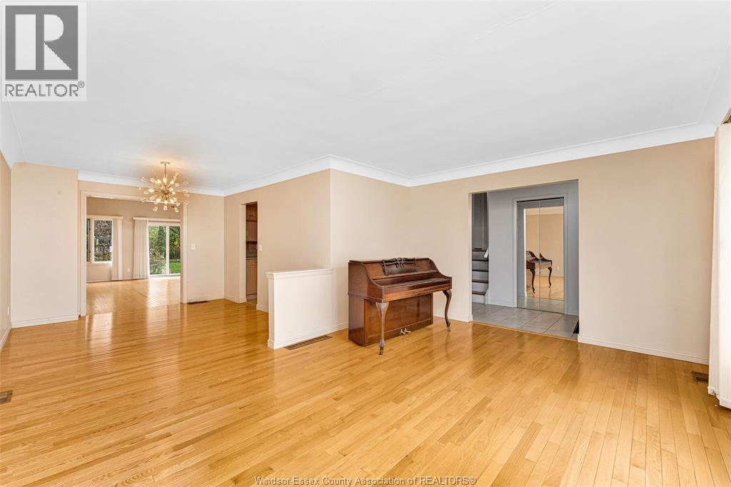 313 BARRY AVENUE, Tecumseh, Ontario, N8N2G2 — Photo 11