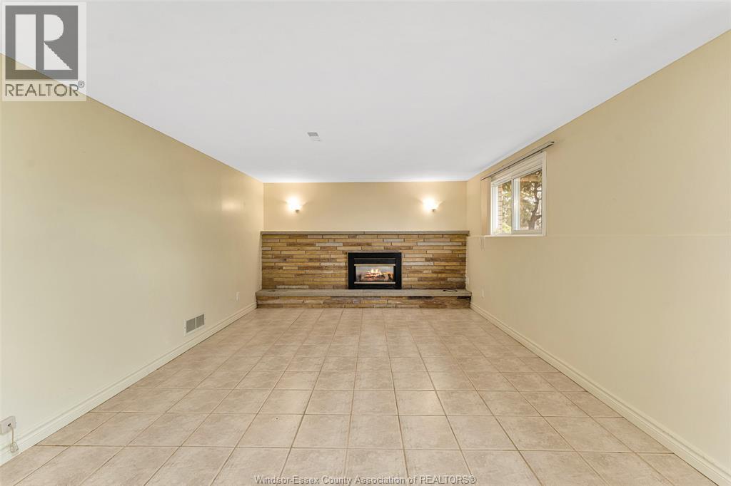 313 BARRY AVENUE, Tecumseh, Ontario, N8N2G2 — Photo 31