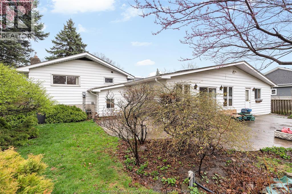 313 BARRY AVENUE, Tecumseh, Ontario, N8N2G2 — Photo 6