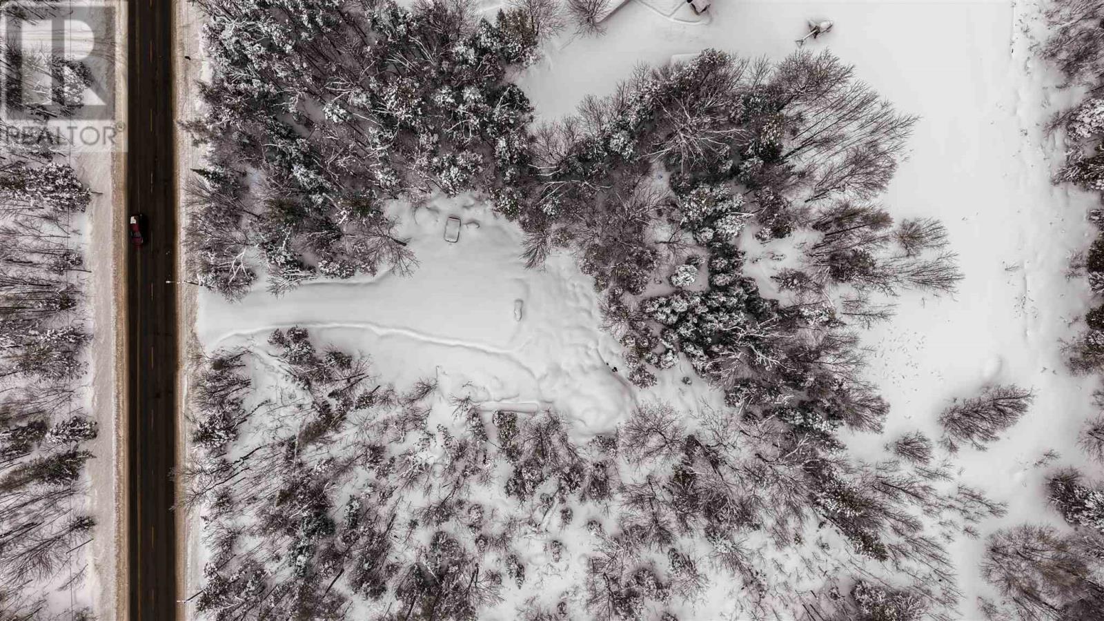 618 Fourth LIN, Sault Ste. Marie, Ontario, P6A6J8 — Photo 9