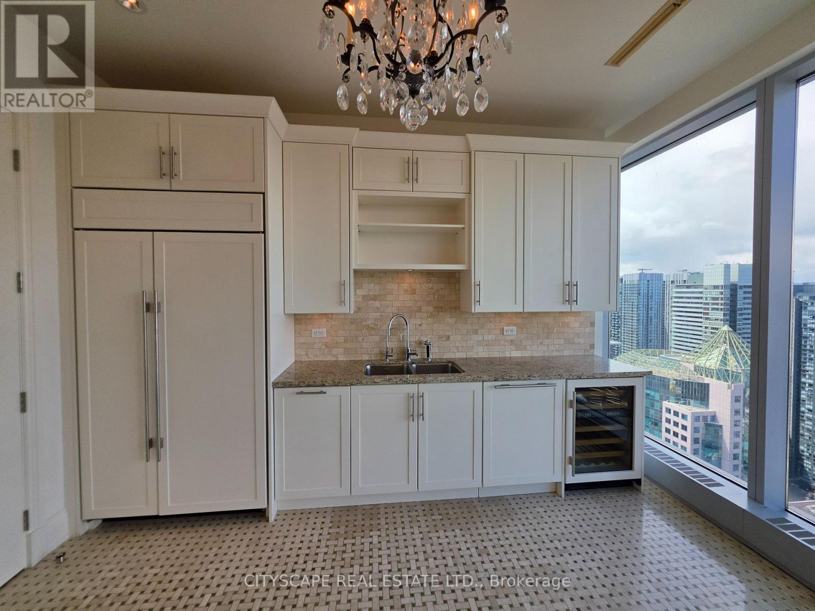 4002 - 183 WELLINGTON STREET, Toronto (Waterfront Communities), Ontario, M5V0A1 — Photo 5