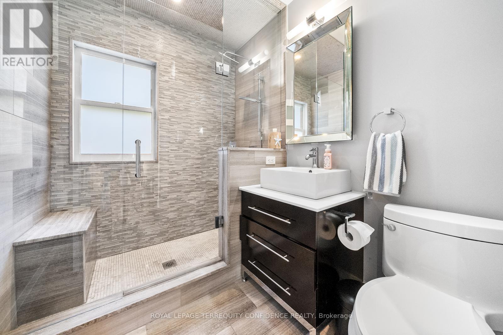 45 GLENBOROUGH PARK CRESCENT, Toronto (Newtonbrook West), Ontario, M2R2G4 — Photo 12