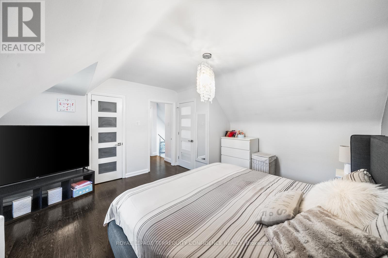 45 GLENBOROUGH PARK CRESCENT, Toronto (Newtonbrook West), Ontario, M2R2G4 — Photo 16