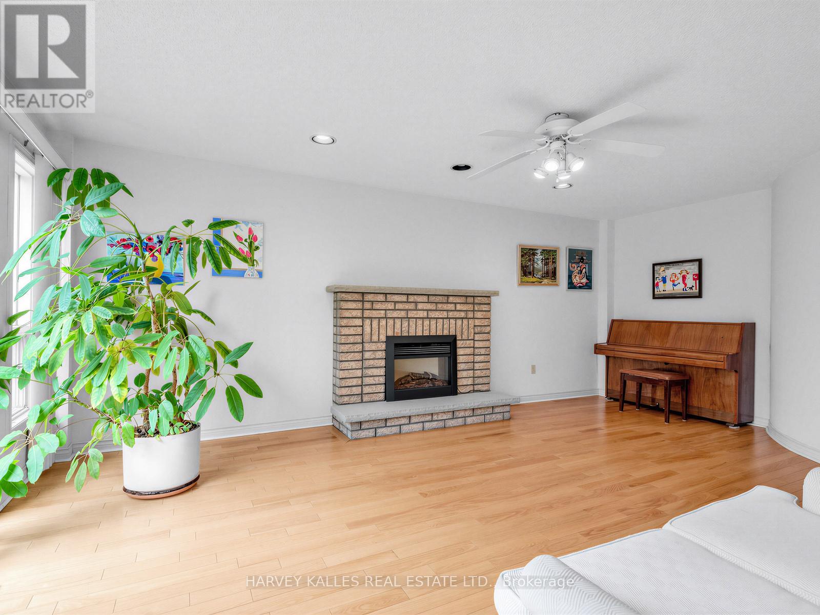 82 BOWRING WALK, Toronto (Clanton Park), Ontario, M3H5Z7 — Photo 11