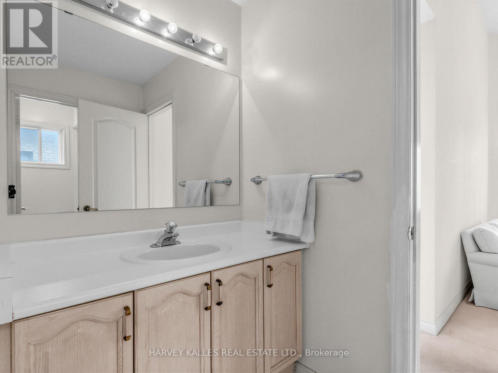 82 BOWRING WALK, Toronto (Clanton Park), Ontario, M3H5Z7 — Photo 26