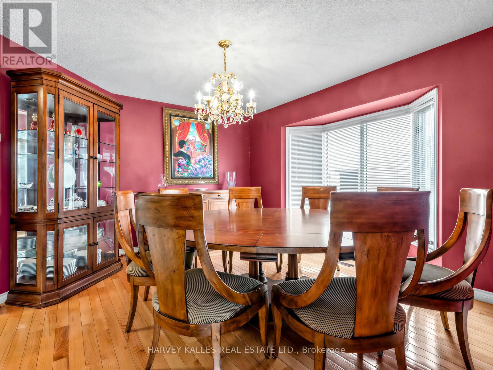 82 BOWRING WALK, Toronto (Clanton Park), Ontario, M3H5Z7 — Photo 6