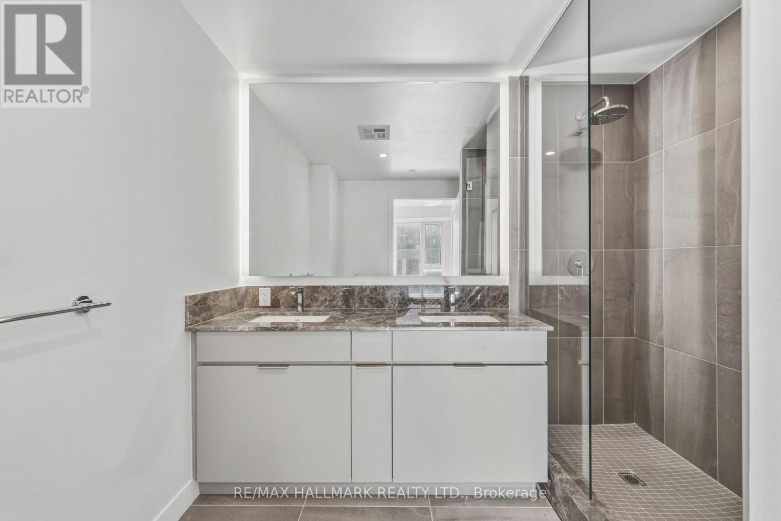 807 - 185 ALBERTA AVENUE, Toronto (Oakwood Village), Ontario, M6C0A5 — Photo 17