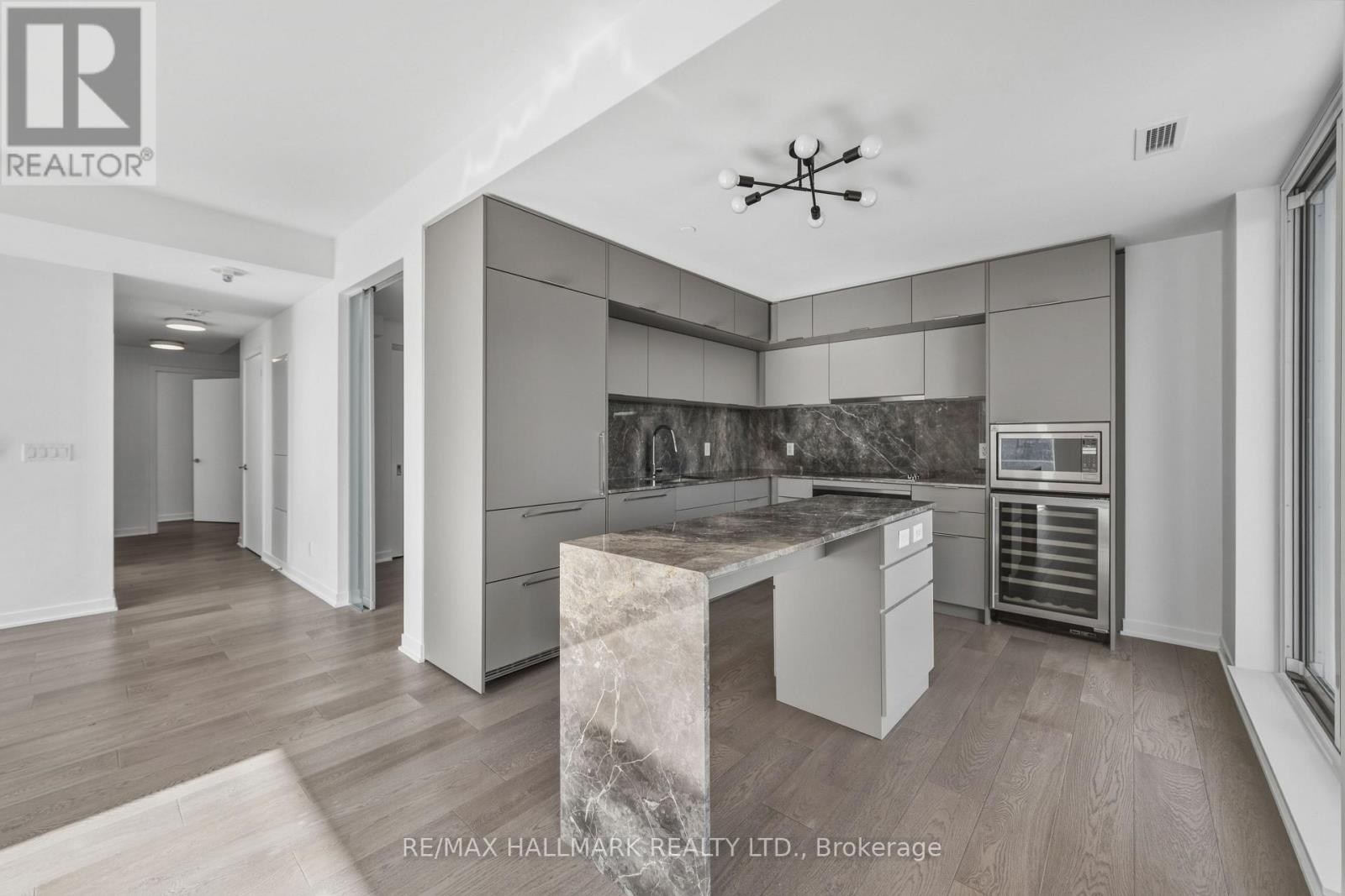 807 - 185 ALBERTA AVENUE, Toronto (Oakwood Village), Ontario, M6C0A5 — Photo 7