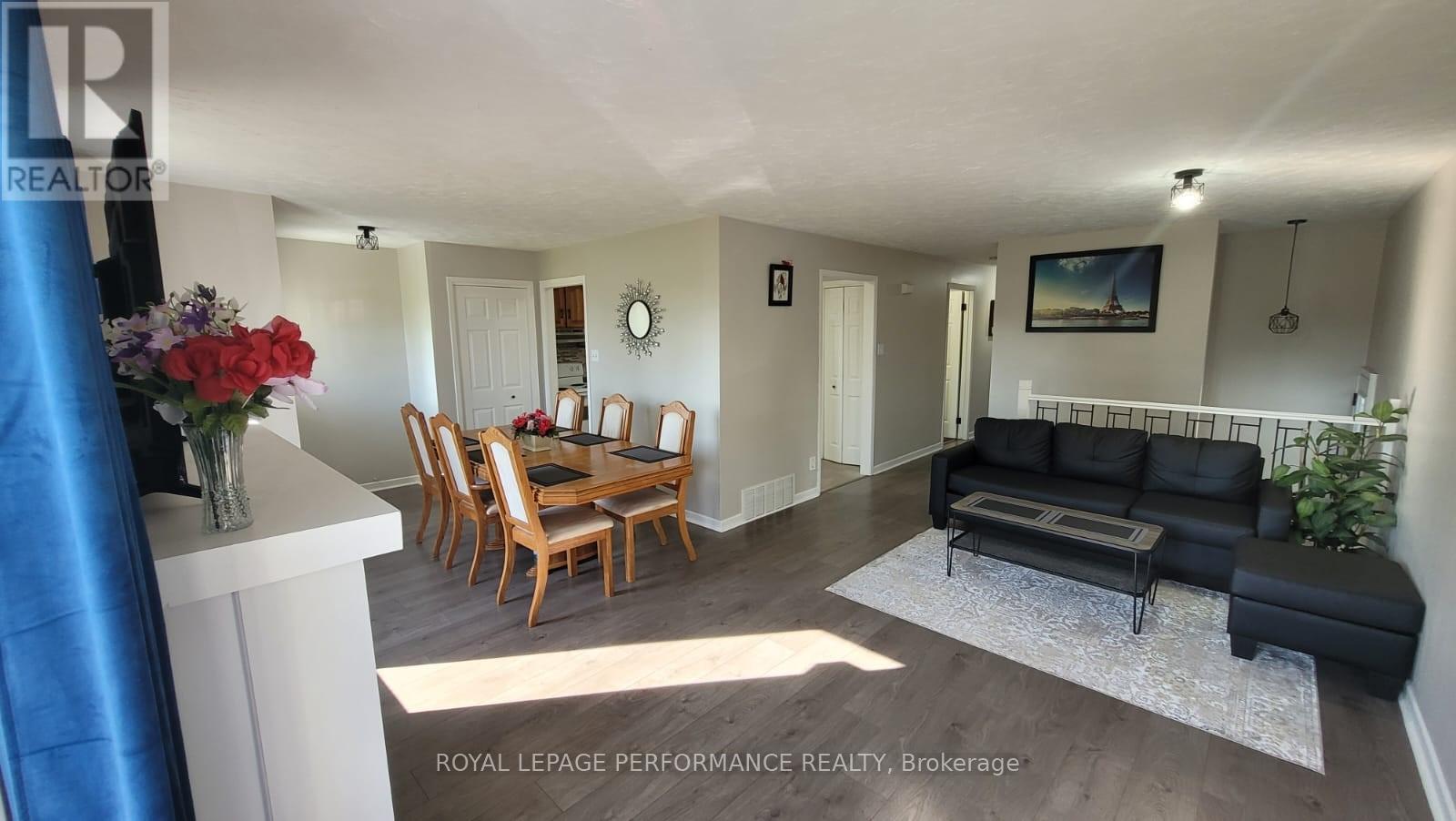 2261 PITT STREET N, Cornwall, Ontario, K6K1A4 — Photo 3