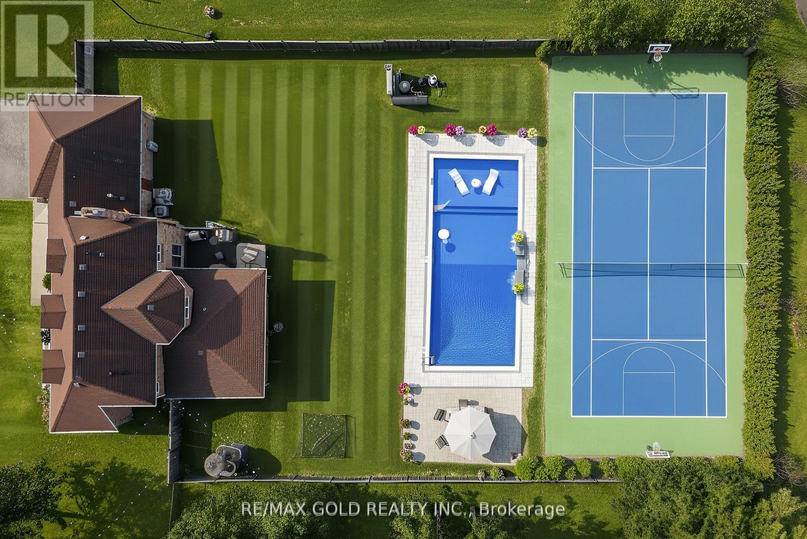 72 GOODFELLOW CRESCENT, King (Nobleton), Ontario, L0G1N0 — Photo 4