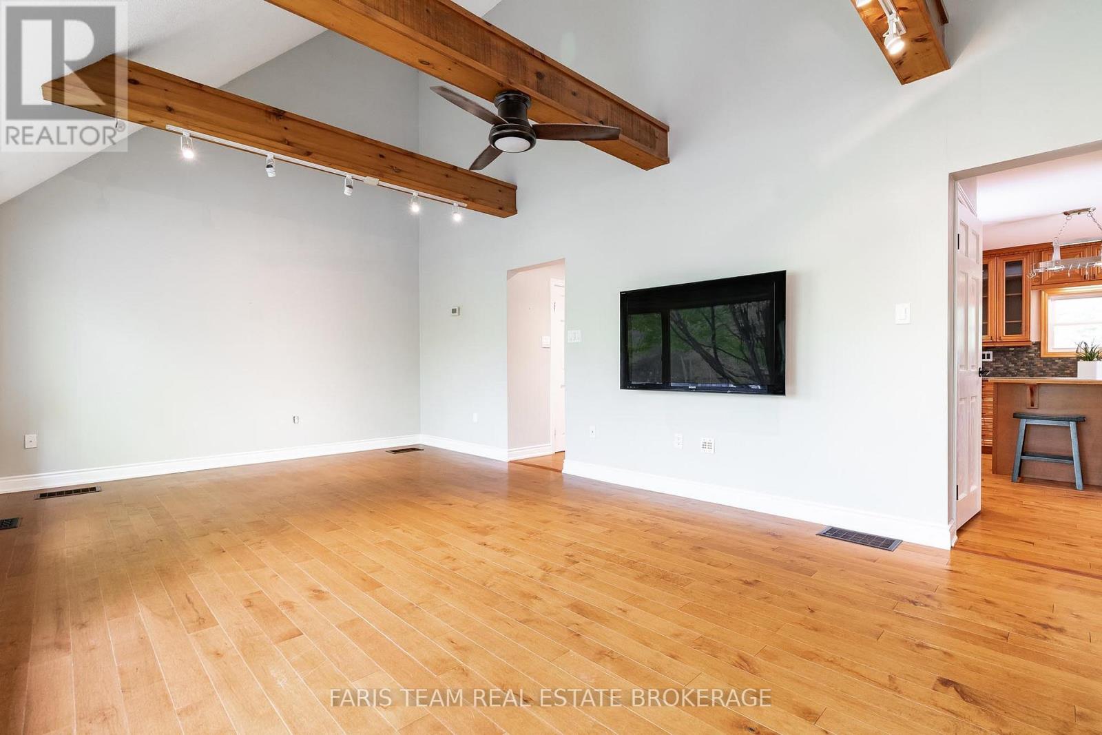 104 KNOX ROAD E, Wasaga Beach, Ontario, L9Z2T5 — Photo 18