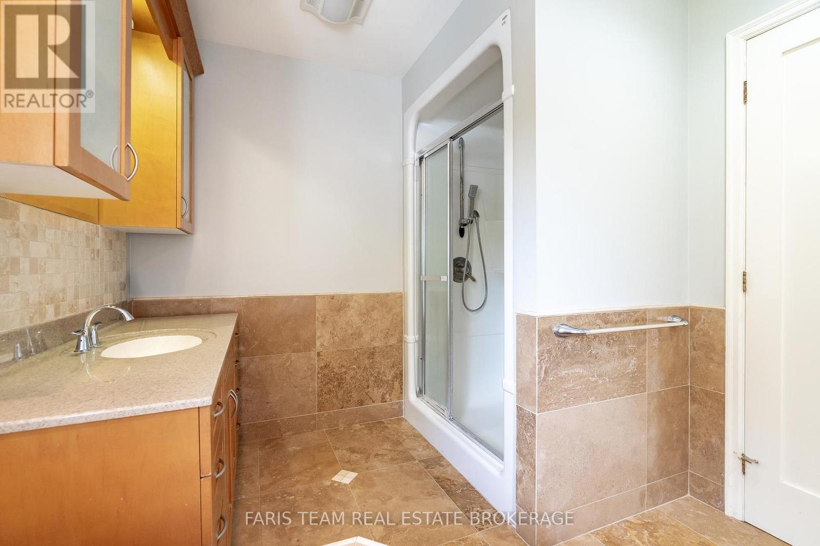 104 KNOX ROAD E, Wasaga Beach, Ontario, L9Z2T5 — Photo 30