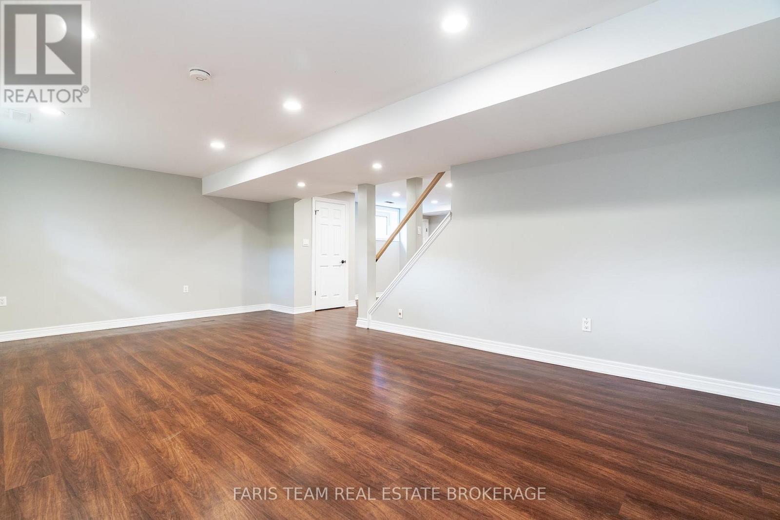 104 KNOX ROAD E, Wasaga Beach, Ontario, L9Z2T5 — Photo 34