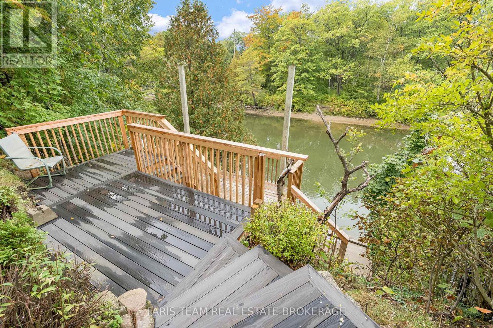 104 KNOX ROAD E, Wasaga Beach, Ontario, L9Z2T5 — Photo 5