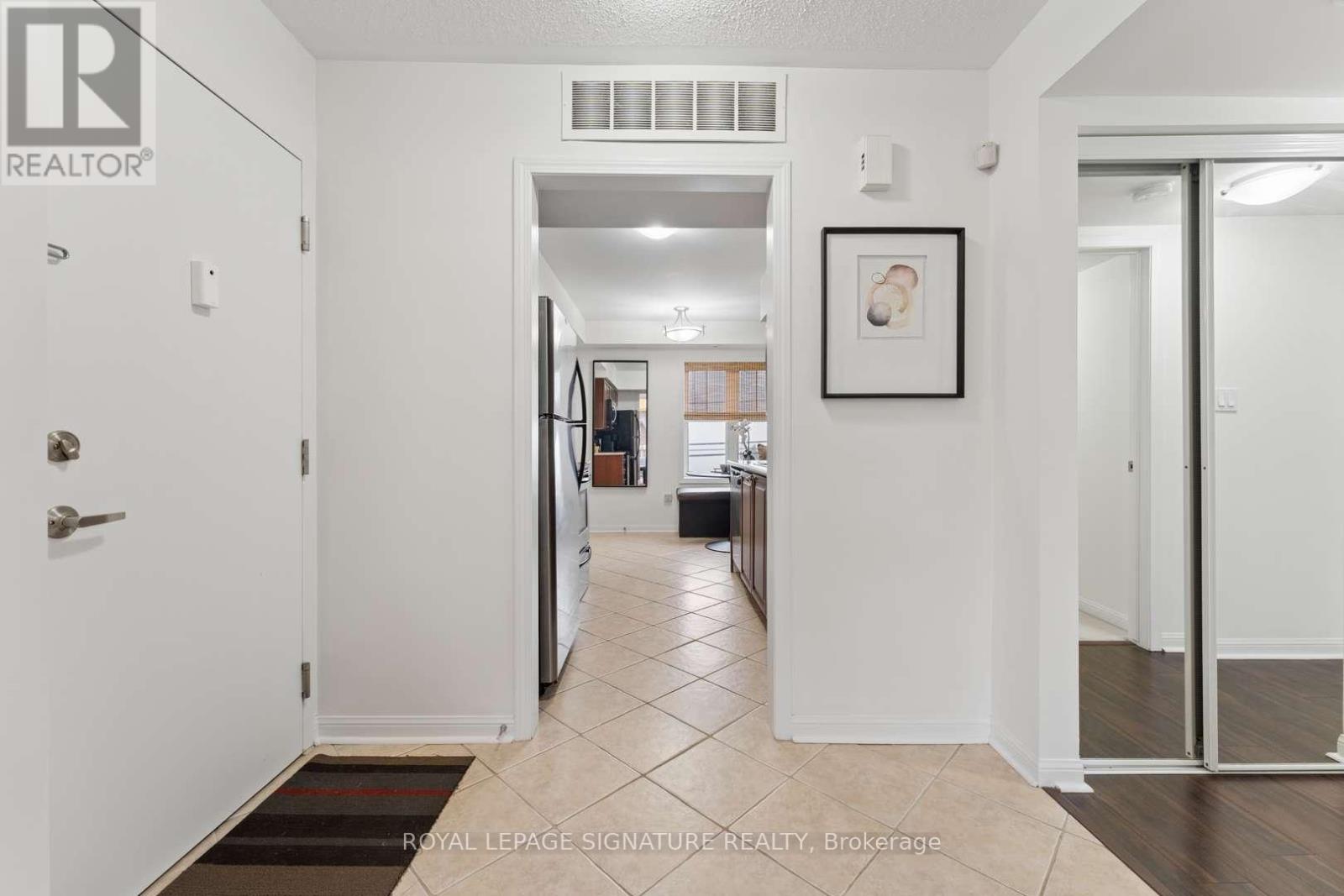 5 - 633 DUNDAS STREET W, Mississauga (Cooksville), Ontario, L5B0B5 — Photo 4