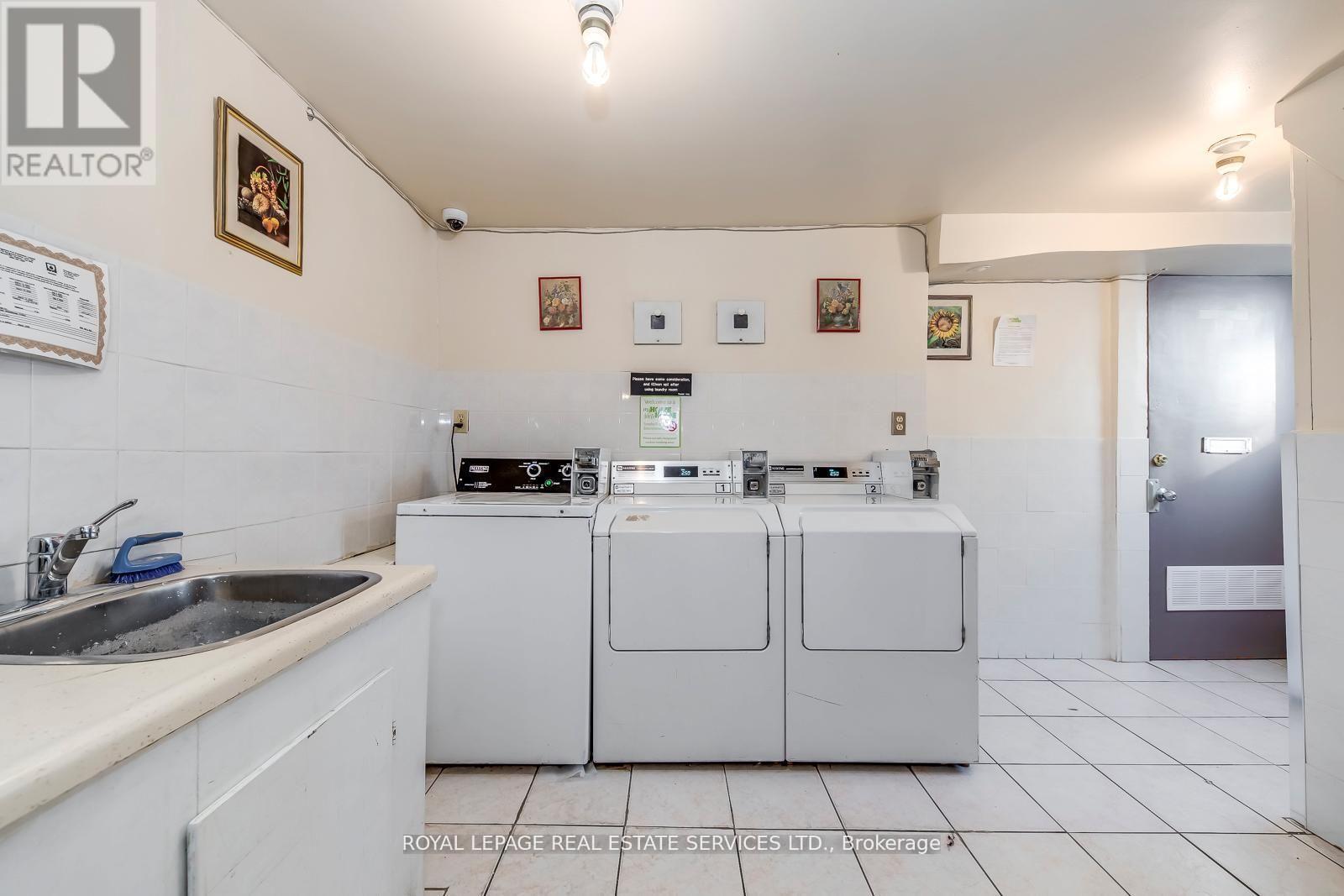 1 - 322 LAKESHORE ROAD W, Mississauga (Port Credit), Ontario, L5H1G8 — Photo 20