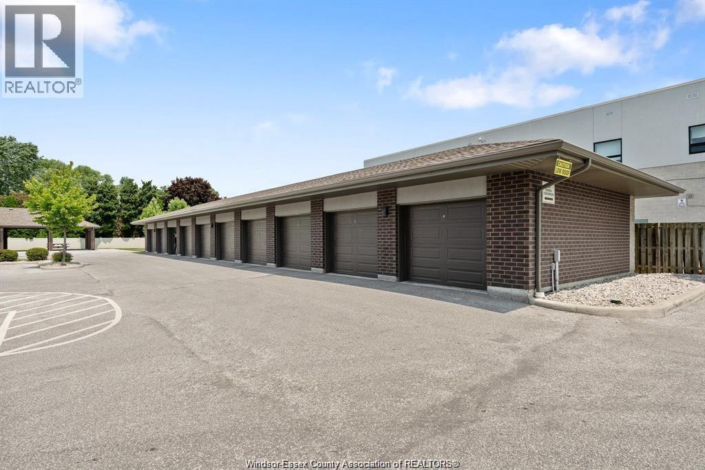 5840 NEWMAN Unit# 321, LaSalle, Ontario, N9J0E3 — Photo 36