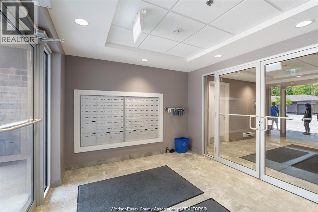 5840 NEWMAN Unit# 321, LaSalle, Ontario, N9J0E3 — Photo 4