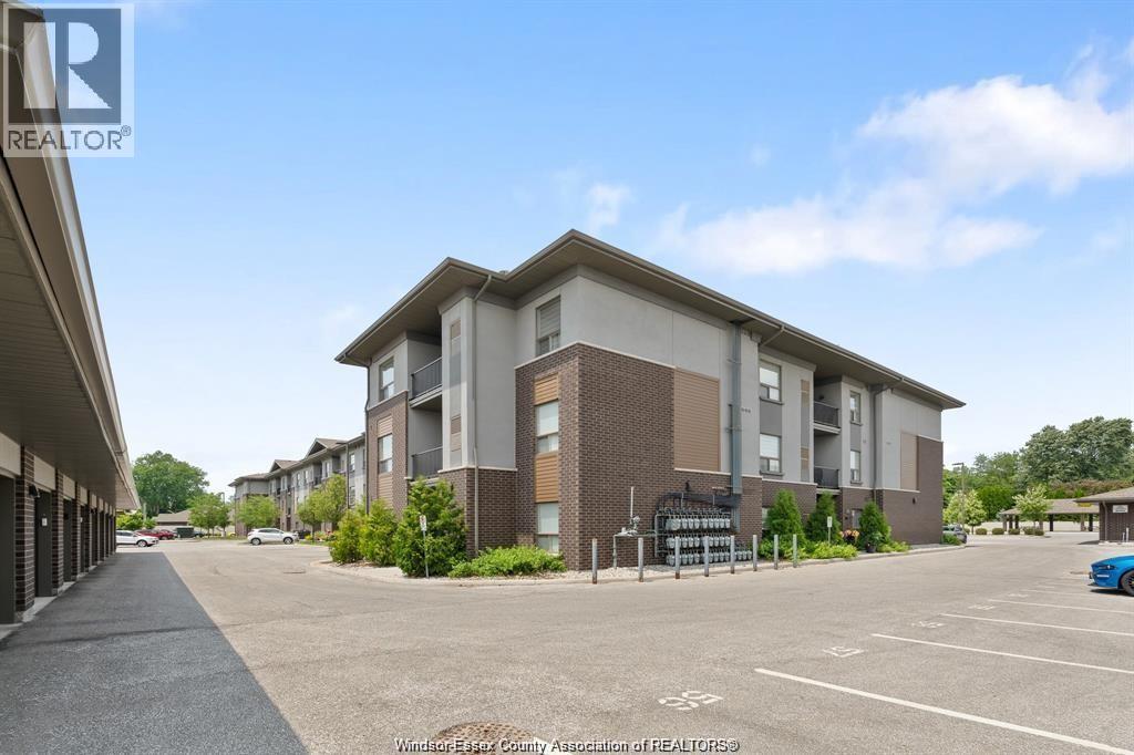 5840 NEWMAN Unit# 321, LaSalle, Ontario, N9J0E3 — Photo 44