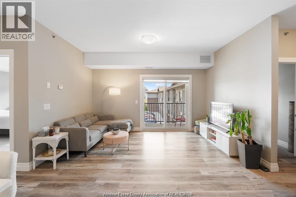 5840 NEWMAN Unit# 321, LaSalle, Ontario, N9J0E3 — Photo 7