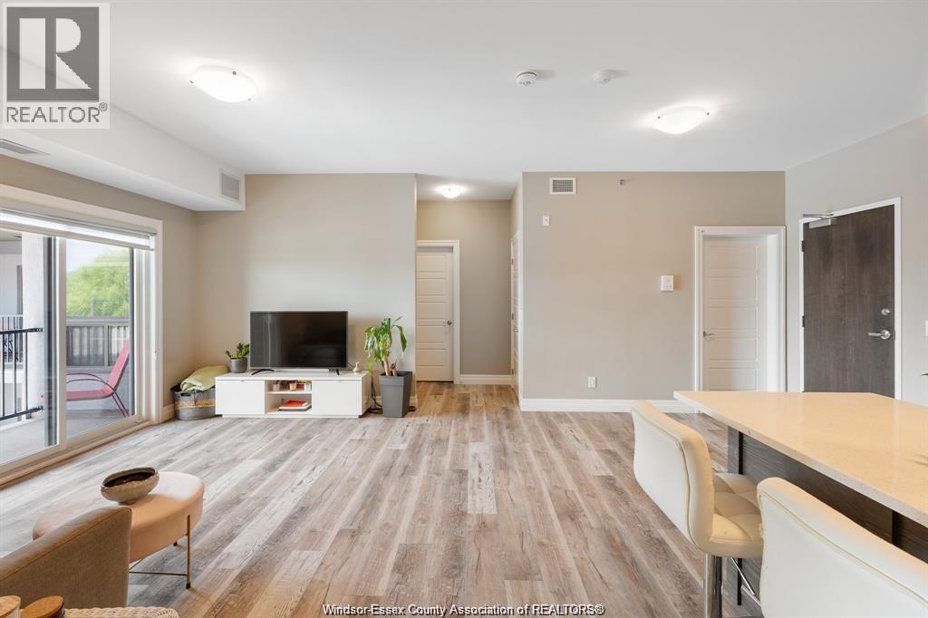 5840 NEWMAN Unit# 321, LaSalle, Ontario, N9J0E3 — Photo 9