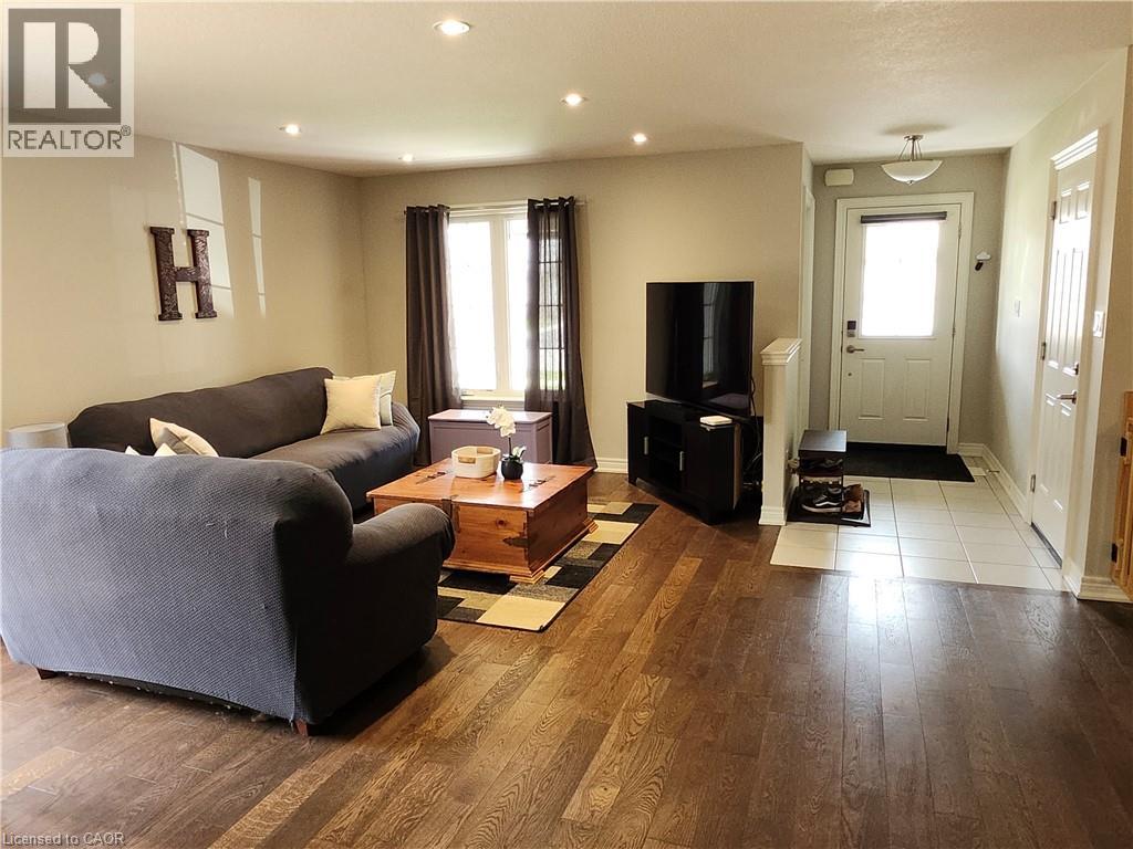 112 ANASTASIA Boulevard, Smithville, Ontario, L0R2A0 — Photo 6