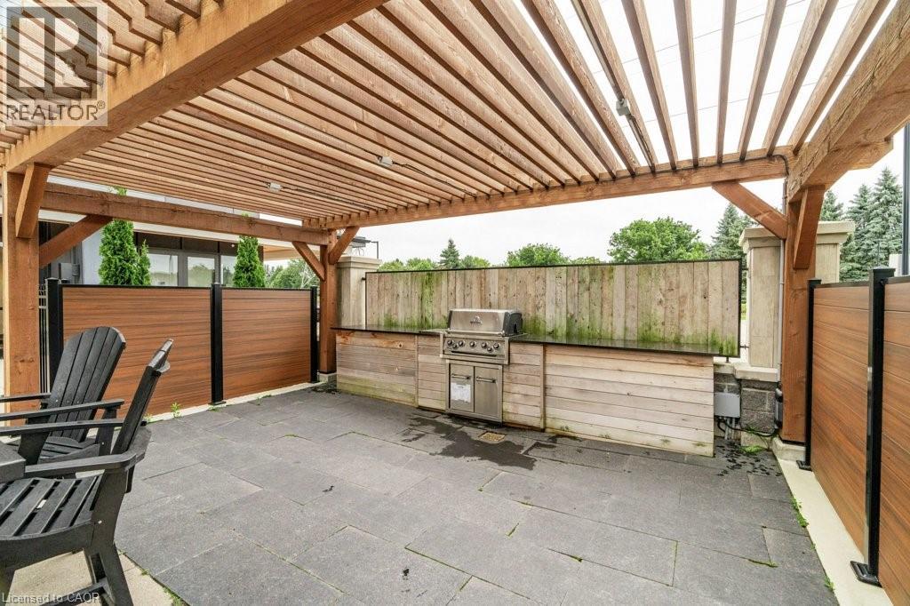 247 NORTHFIELD Drive E Unit# 601, Waterloo, Ontario, N2K0H1 — Photo 25