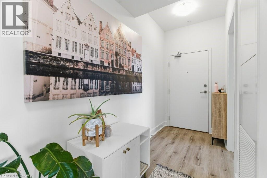 247 NORTHFIELD Drive E Unit# 601, Waterloo, Ontario, N2K0H1 — Photo 3