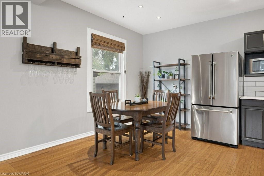 43 KRUG Street, Kitchener, Ontario, N2H2X5 — Photo 12