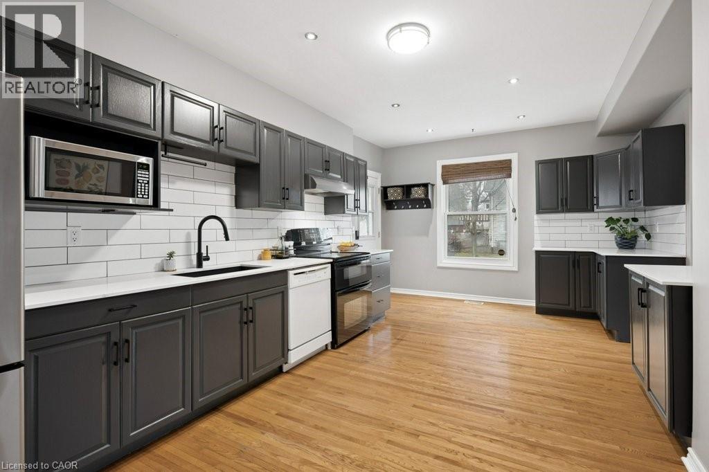 43 KRUG Street, Kitchener, Ontario, N2H2X5 — Photo 13