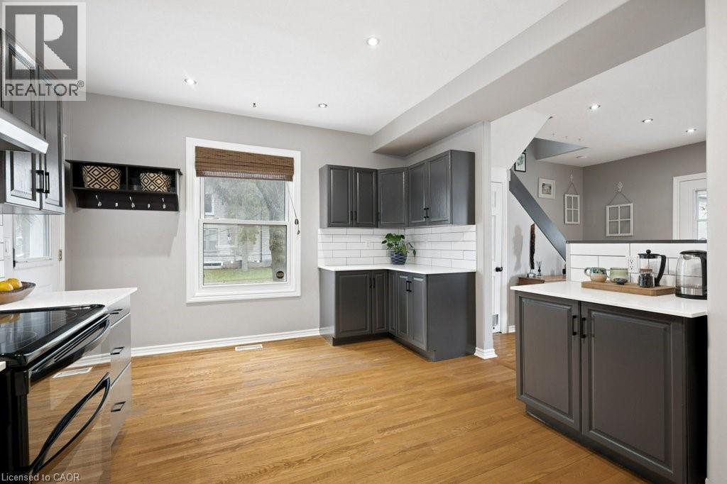 43 KRUG Street, Kitchener, Ontario, N2H2X5 — Photo 14