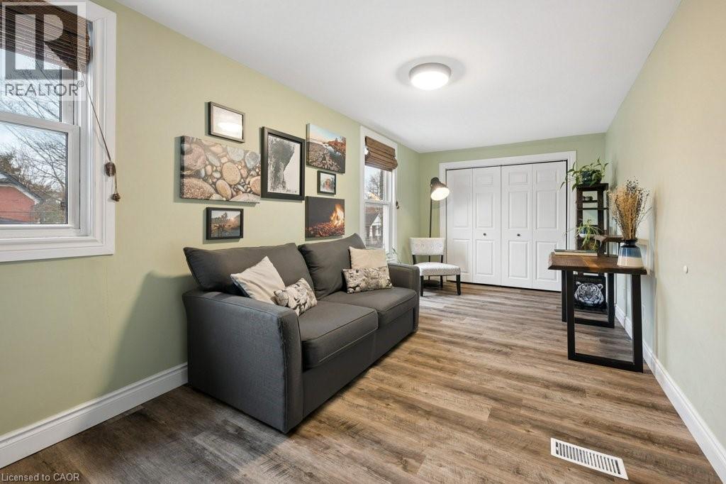 43 KRUG Street, Kitchener, Ontario, N2H2X5 — Photo 23