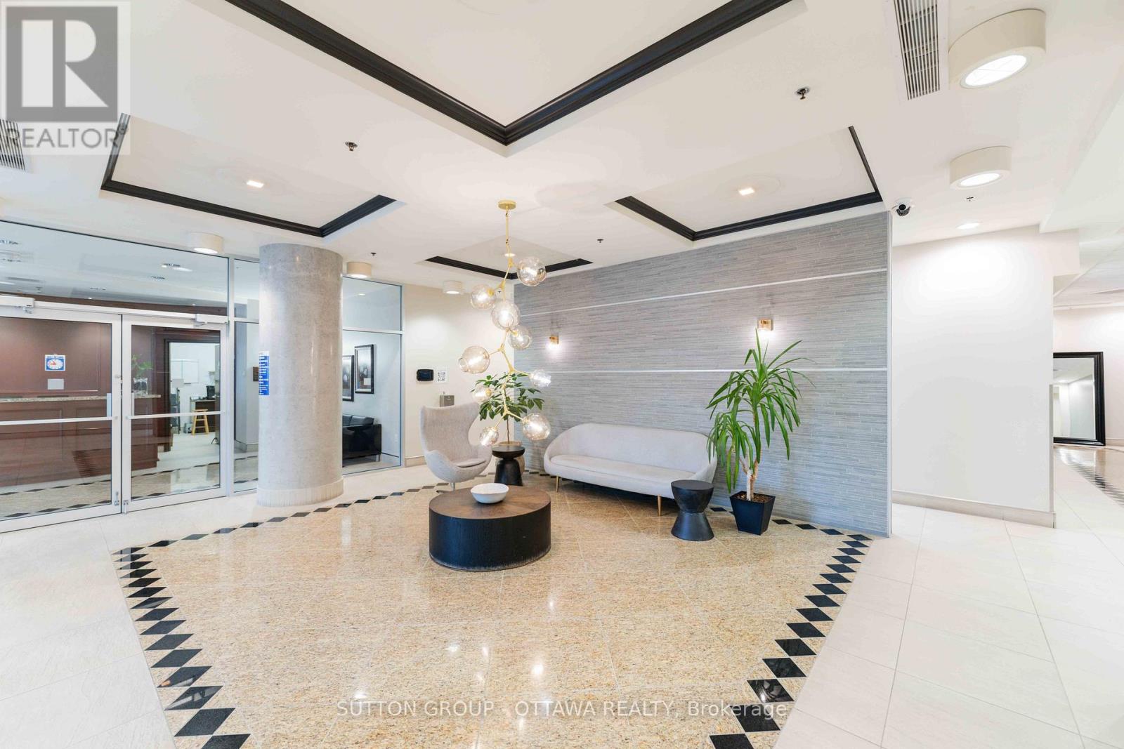 1608 - 90 LANDRY STREET, Ottawa, Ontario, K1L0A9 — Photo 4