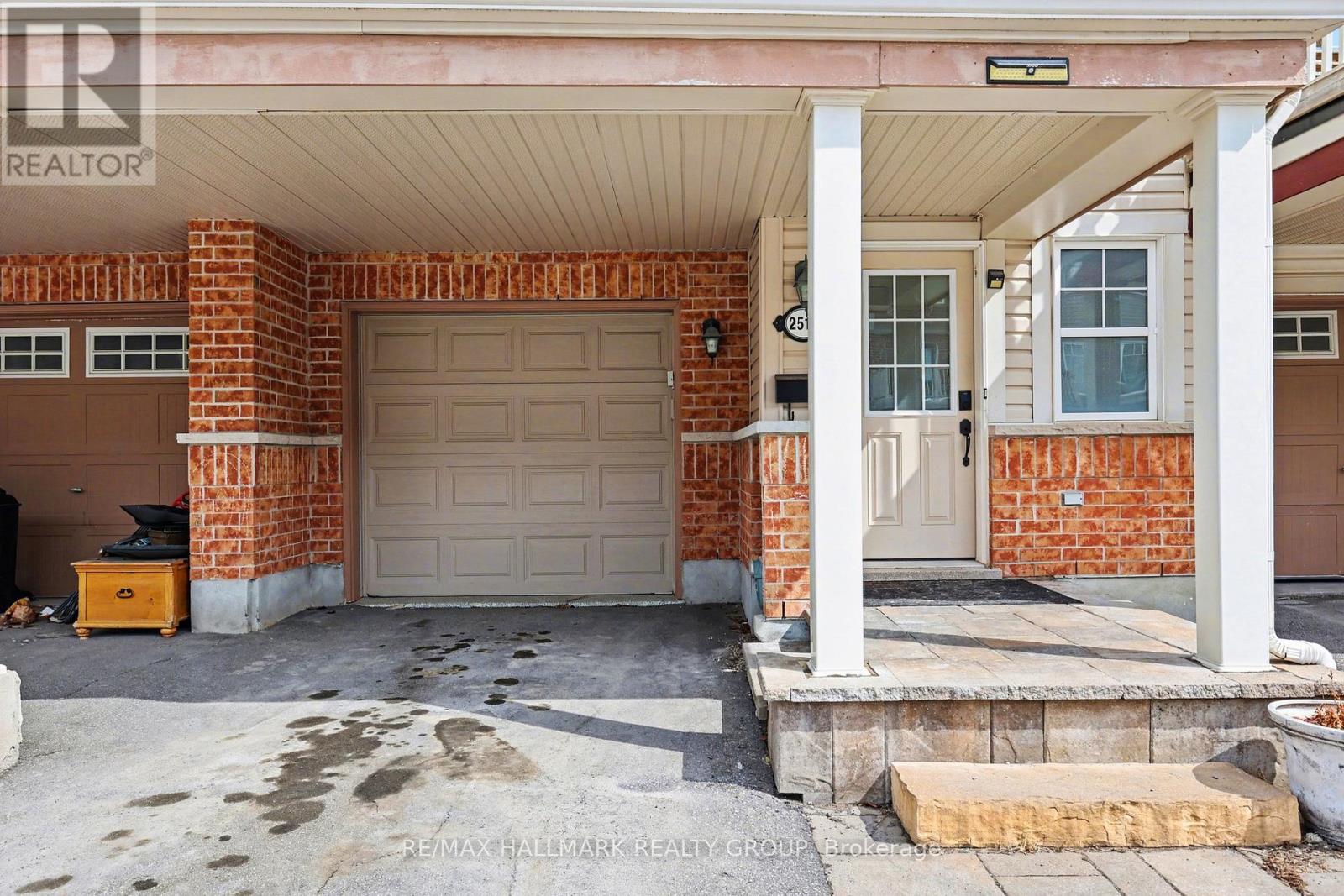 2516 NUTGROVE AVENUE, Ottawa, Ontario, K2J0X3 — Photo 4