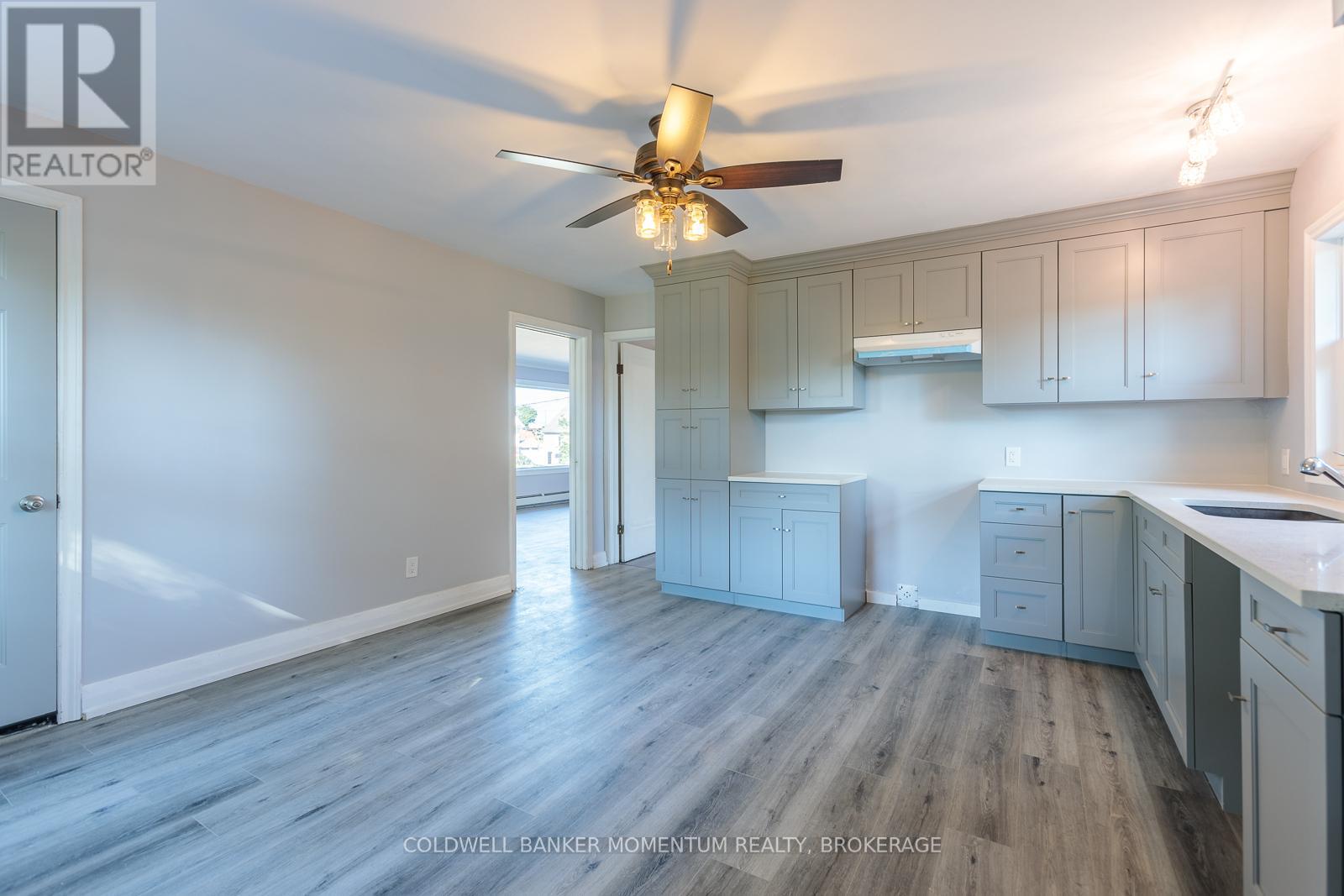 2 FOLEY CRESCENT, Thorold (Thorold Downtown), Ontario, L2V2K8 — Photo 11