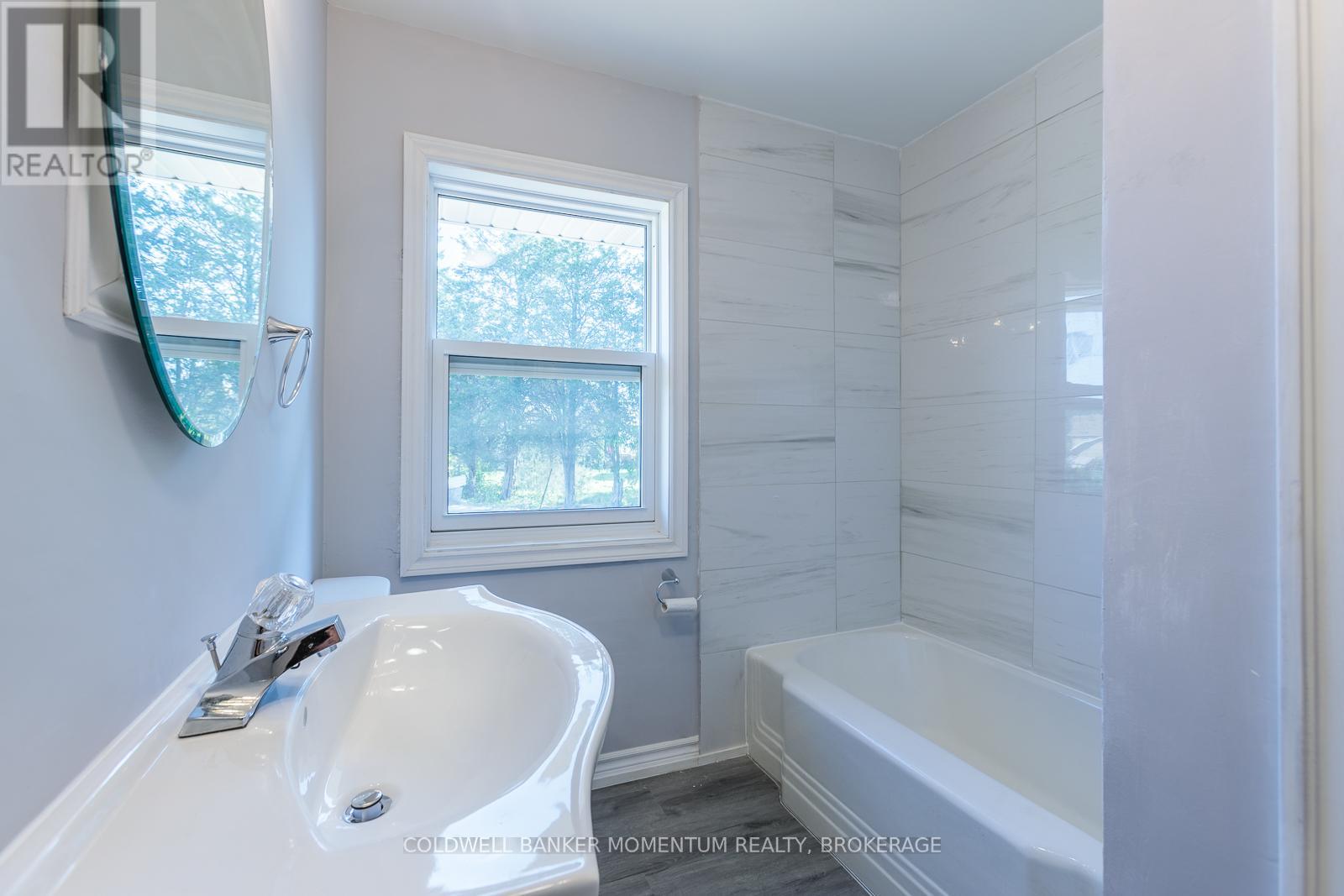 2 FOLEY CRESCENT, Thorold (Thorold Downtown), Ontario, L2V2K8 — Photo 15