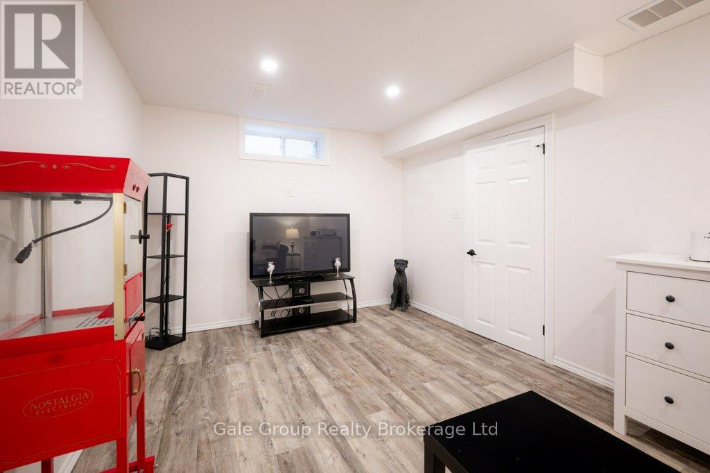 34 MOUNTAIN LAUREL CRESCENT, Kitchener, Ontario, N2E3W9 — Photo 31