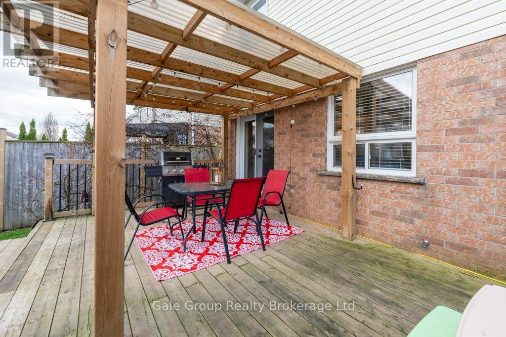 34 MOUNTAIN LAUREL CRESCENT, Kitchener, Ontario, N2E3W9 — Photo 36