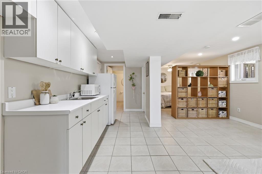 20 PEEL Street S, Dundas, Ontario, L9H3E4 — Photo 19