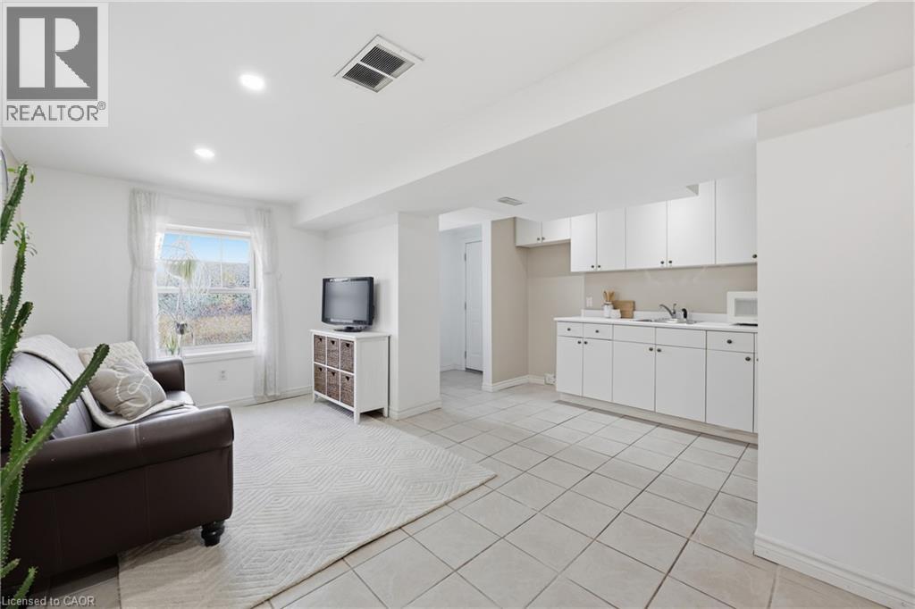 20 PEEL Street S, Dundas, Ontario, L9H3E4 — Photo 20