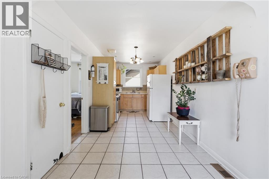 20 PEEL Street S, Dundas, Ontario, L9H3E4 — Photo 24