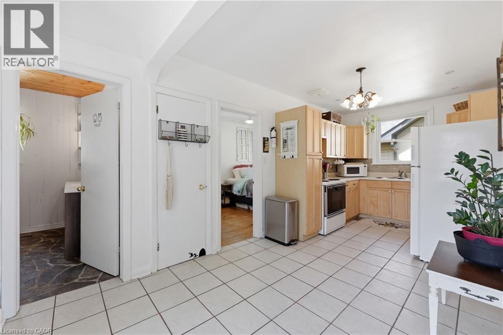 20 PEEL Street S, Dundas, Ontario, L9H3E4 — Photo 26