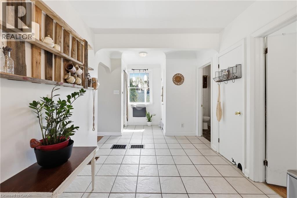 20 PEEL Street S, Dundas, Ontario, L9H3E4 — Photo 27