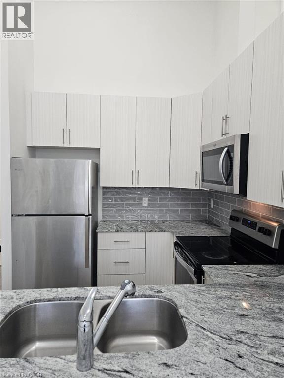 100 GARMENT Street Unit# 211, Kitchener, Ontario, N2G0C3 — Photo 3