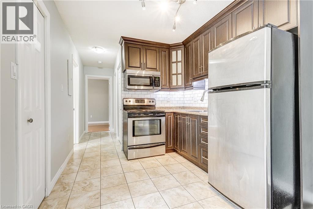 119 CEDAR Street S Unit# 8, Kitchener, Ontario, N2G3L6 — Photo 10