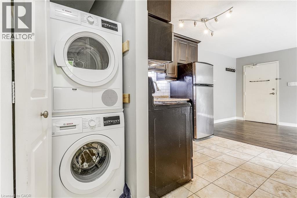 119 CEDAR Street S Unit# 8, Kitchener, Ontario, N2G3L6 — Photo 17