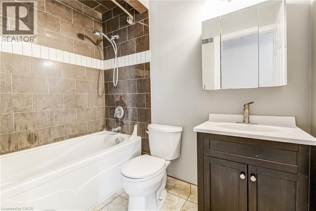 119 CEDAR Street S Unit# 8, Kitchener, Ontario, N2G3L6 — Photo 18