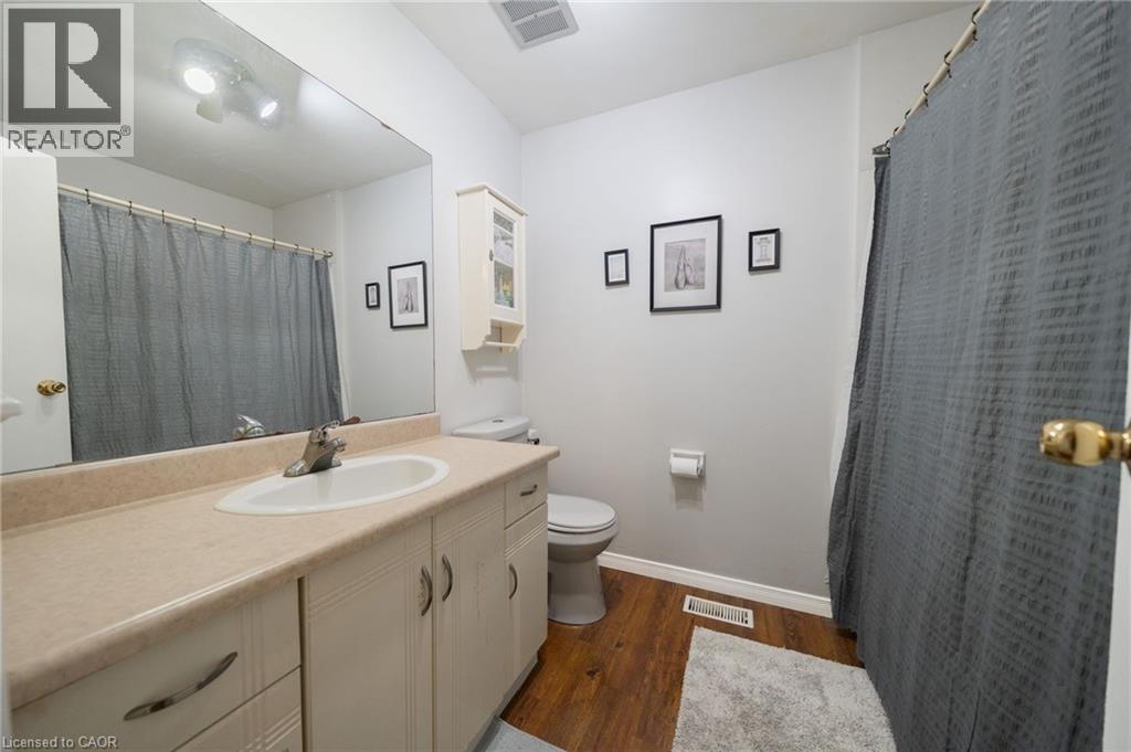 391 PIONEER Drive Unit# 4, Kitchener, Ontario, N2P1L8 — Photo 21